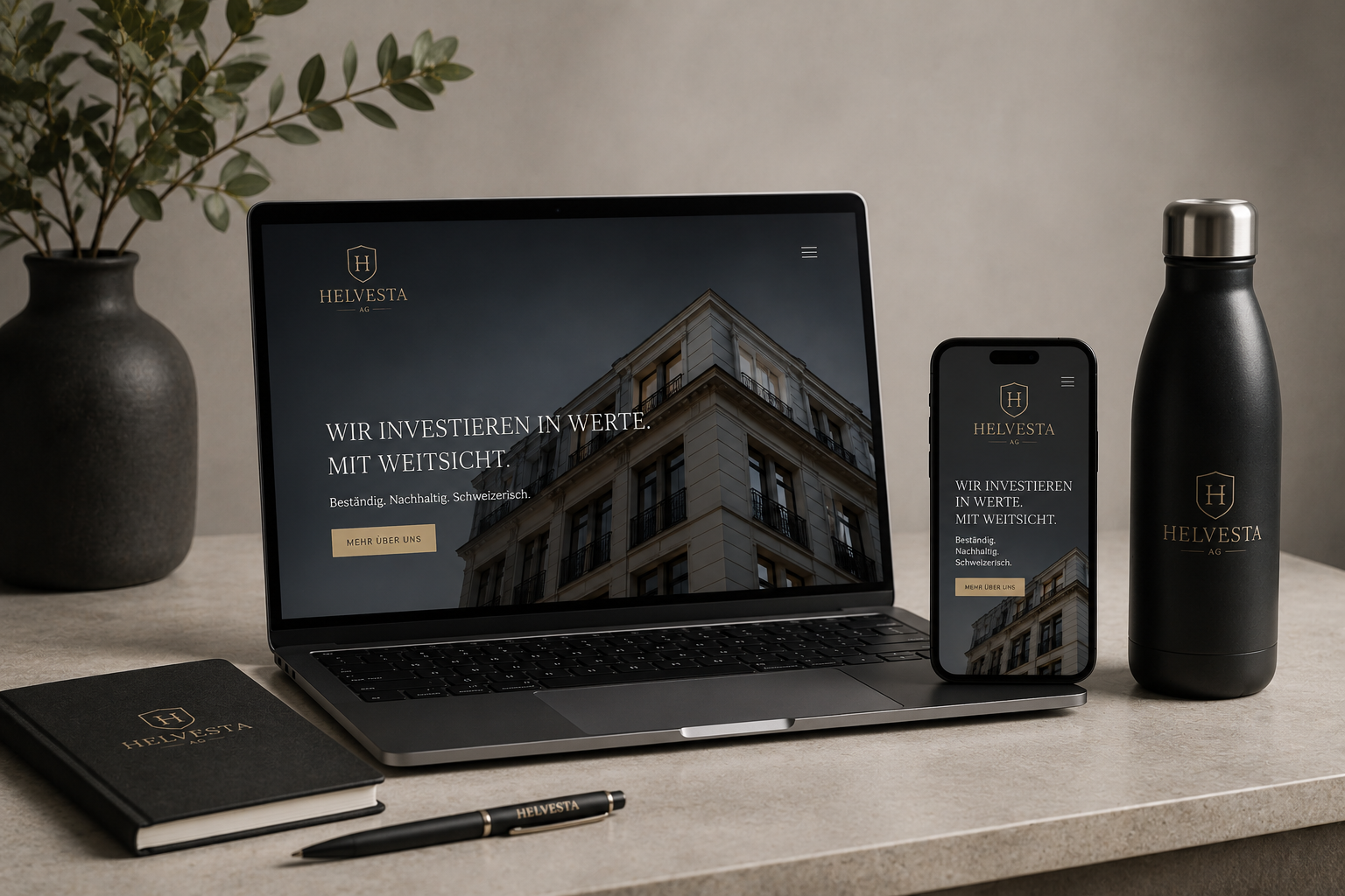 HELVESTA Onlineauftritt auf Laptop und Smartphone